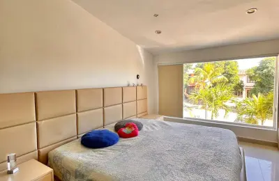 Town House en Conjunto Res. Aquamarine en urb. Paraiso
