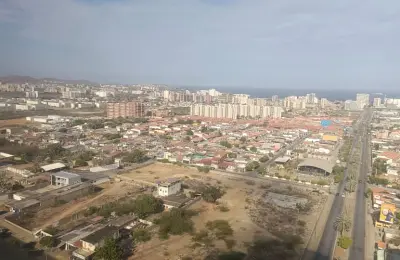 Apartment with unparalleled views on Av. 4 de Mayo, Porlamar