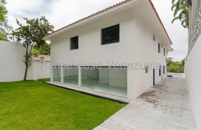 Property in Caracas, in the Country Club.