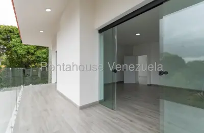 Propiedad Exclusiva en Caracas,  Country Club